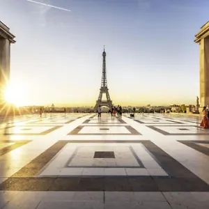 tour-eiffel-terrasse-vue-seine.fr-paris.fr/