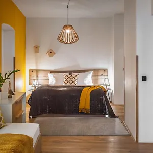  Apartament 4 Trees By Adrez Czechy