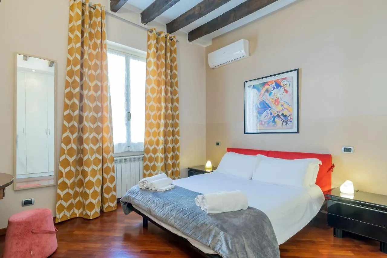 Milan Retreats Διαμέρισμα